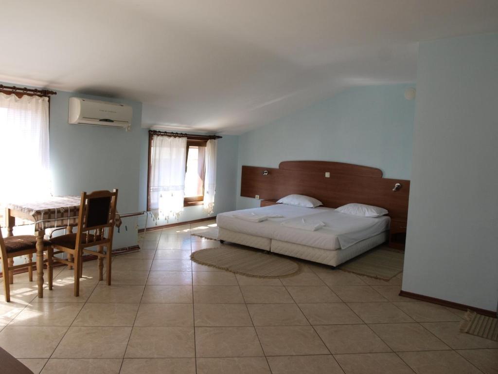 Guestrooms Hema Созополь Экстерьер фото